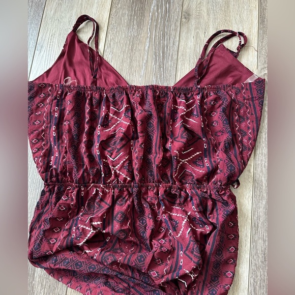 🛍️ Rue 21 maroon , blue, white wide leg jumpsuit. Never worn. Excellent /con. - Picture 5 of 8